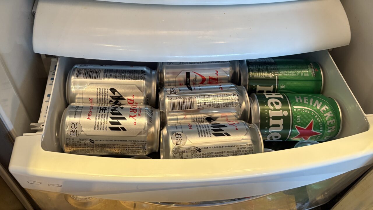 アサヒ、ハイネケン缶ビール