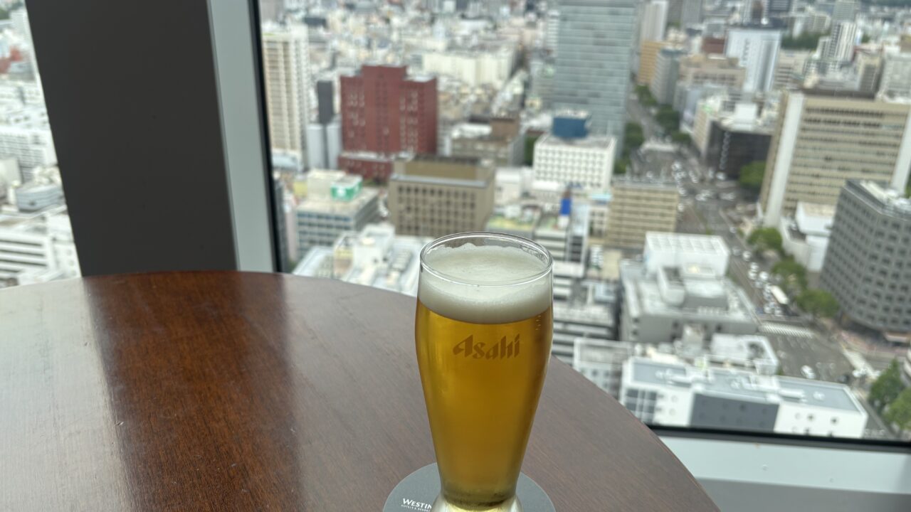 仙台の街並みとビール