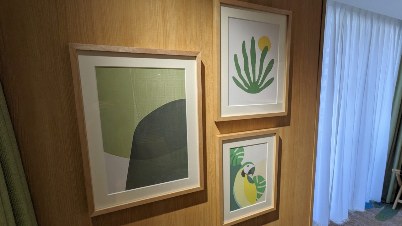 トレジャーズルームの絵画